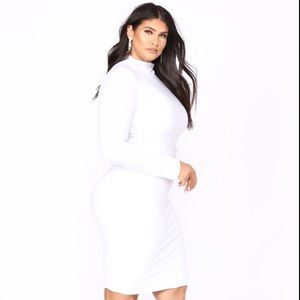All White Bodycon Long Sleeve Mock Neck Dress🤍